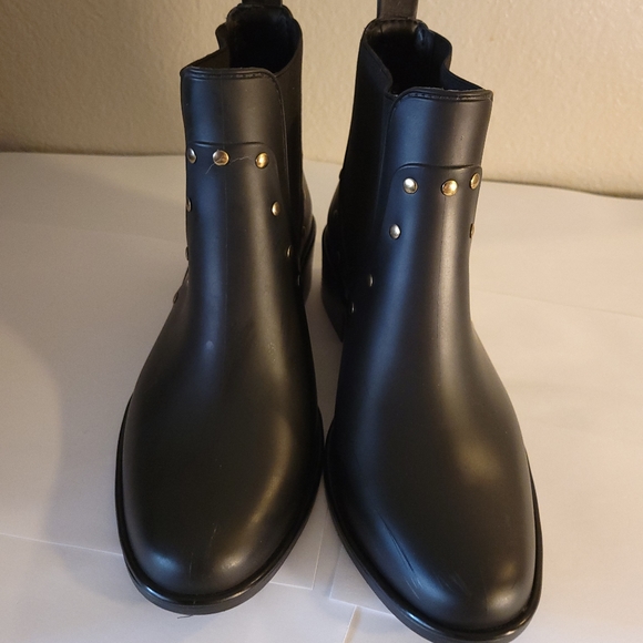 Kate Spade ankle boots black stud detail size 8/9 - Picture 2 of 7